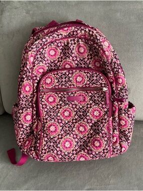 Vera Bradley Pink Medallion Quilted Backpack🌺